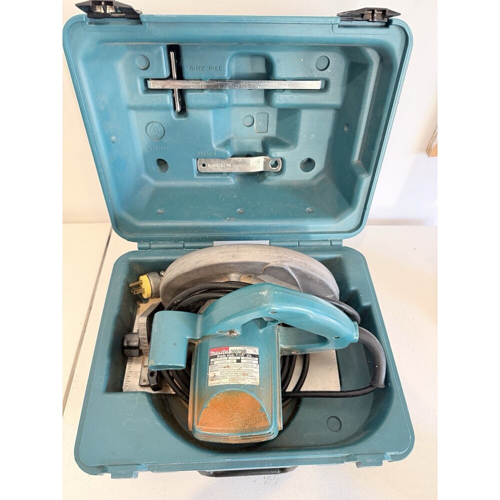 Makita 5007NB Corded 115V 13A 7-1/4" Circular Saw With Case - TESTED